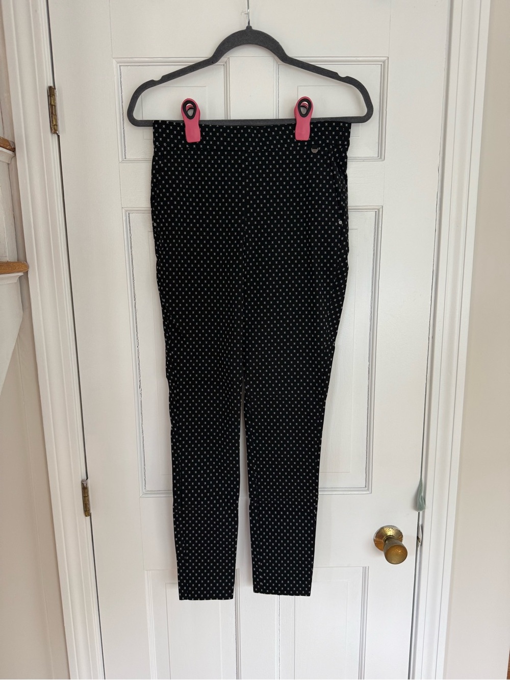 Jones New York Black Leggings with White Polka Dots